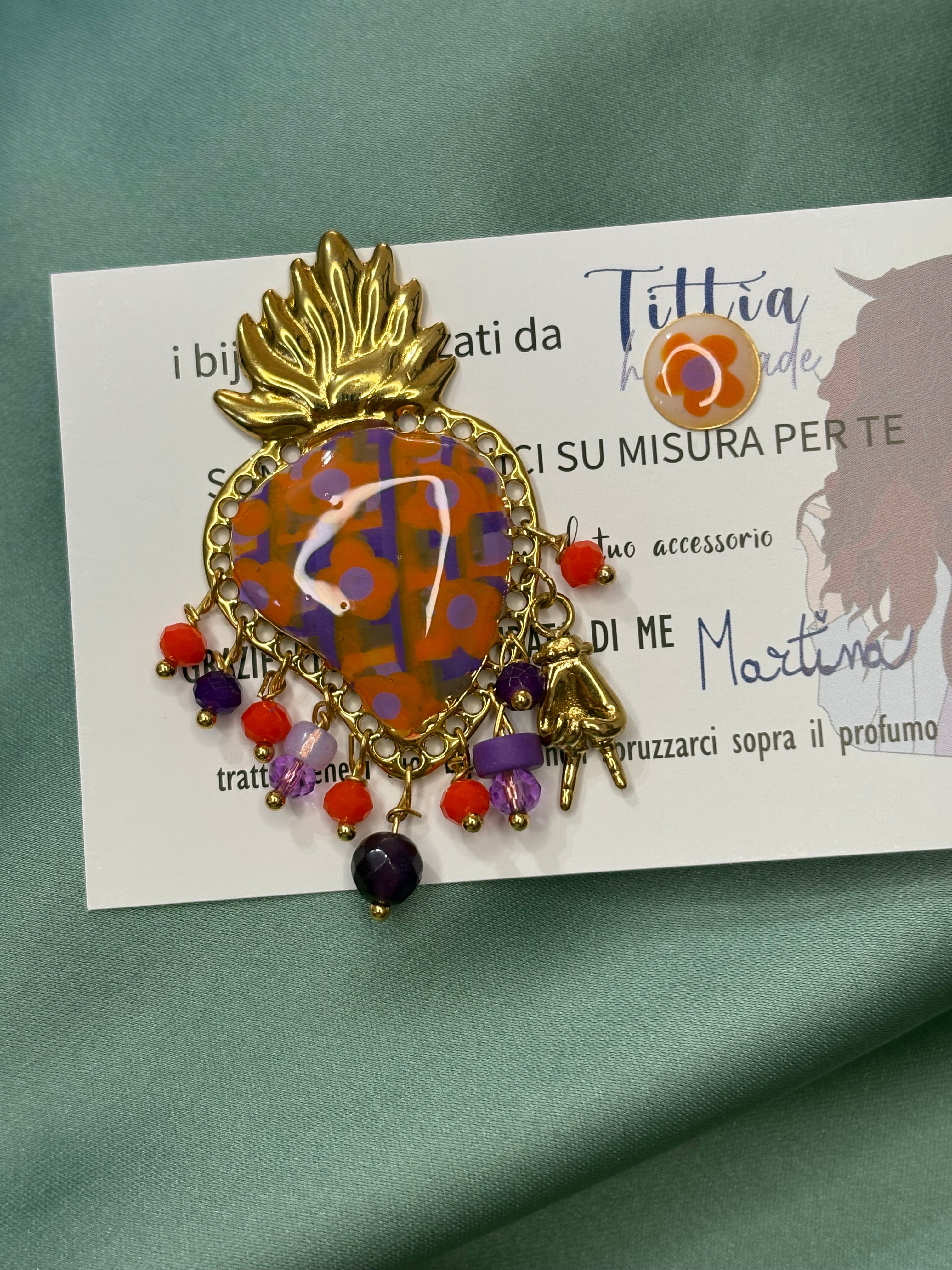 Cuore sacro fiori arancio