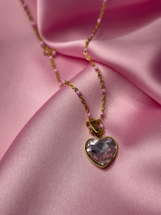 Collana mezza lunghezza cuore rosa