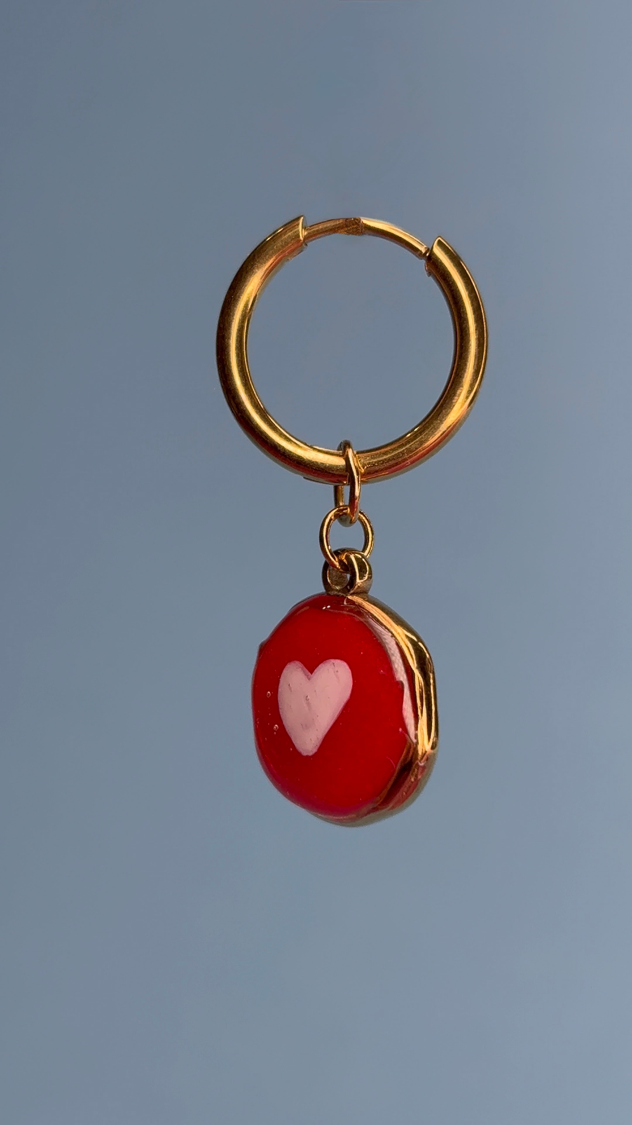 Mono cuoricino rosso