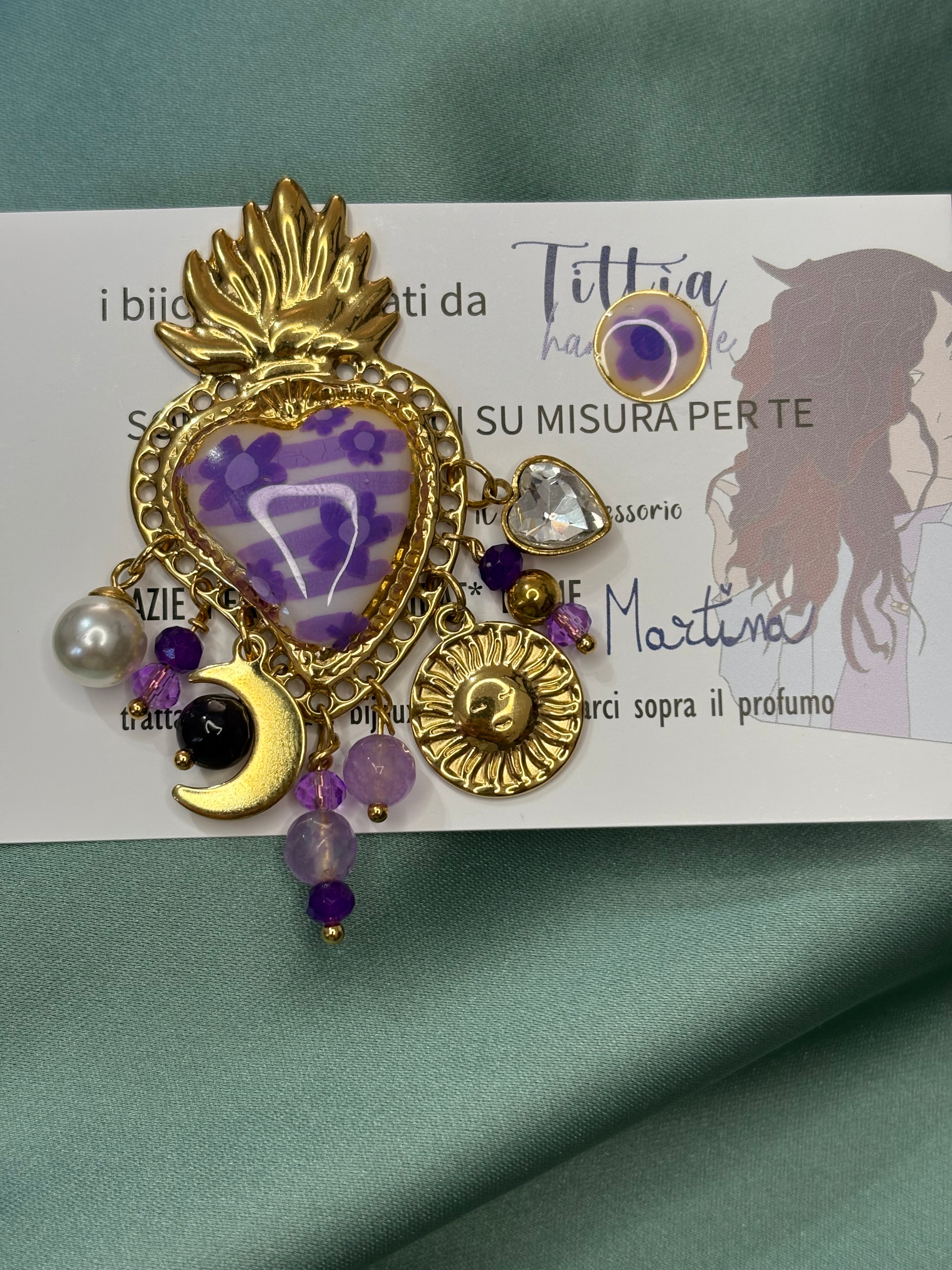 Cuore sacro fiori lilla