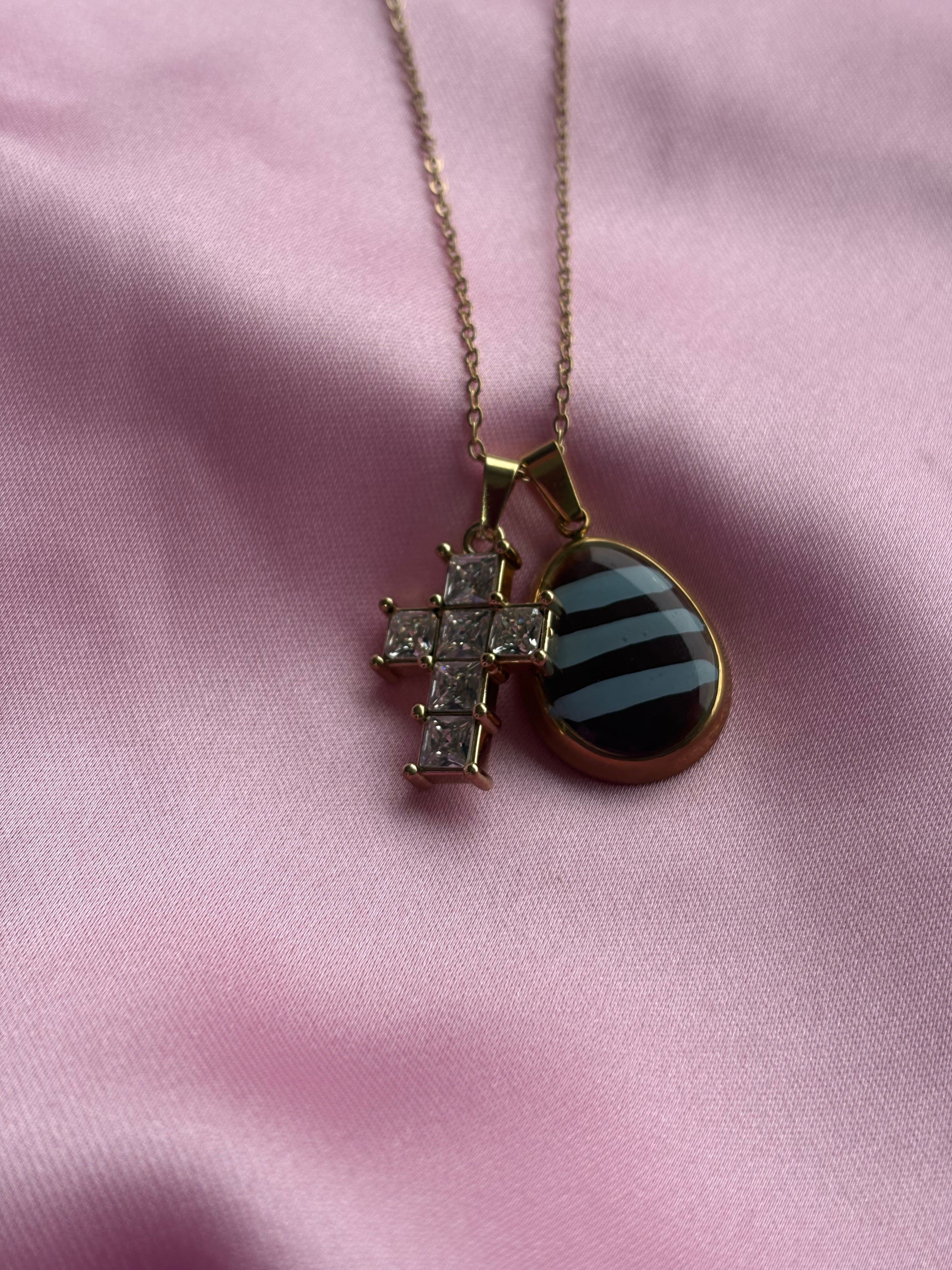 Croce bordeaux povere