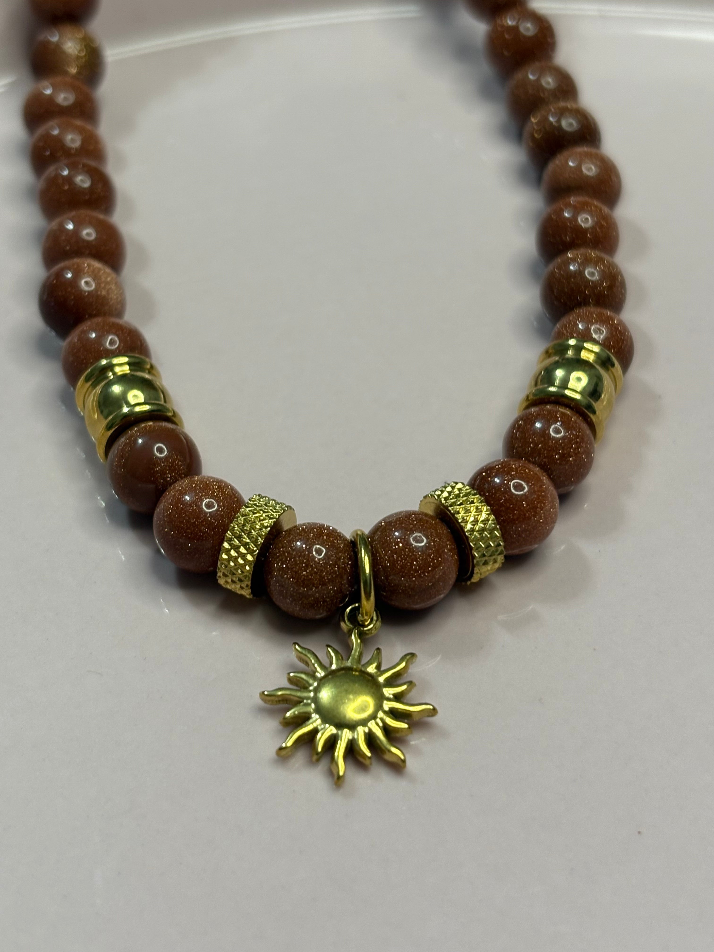 STOLEN marrone brillante