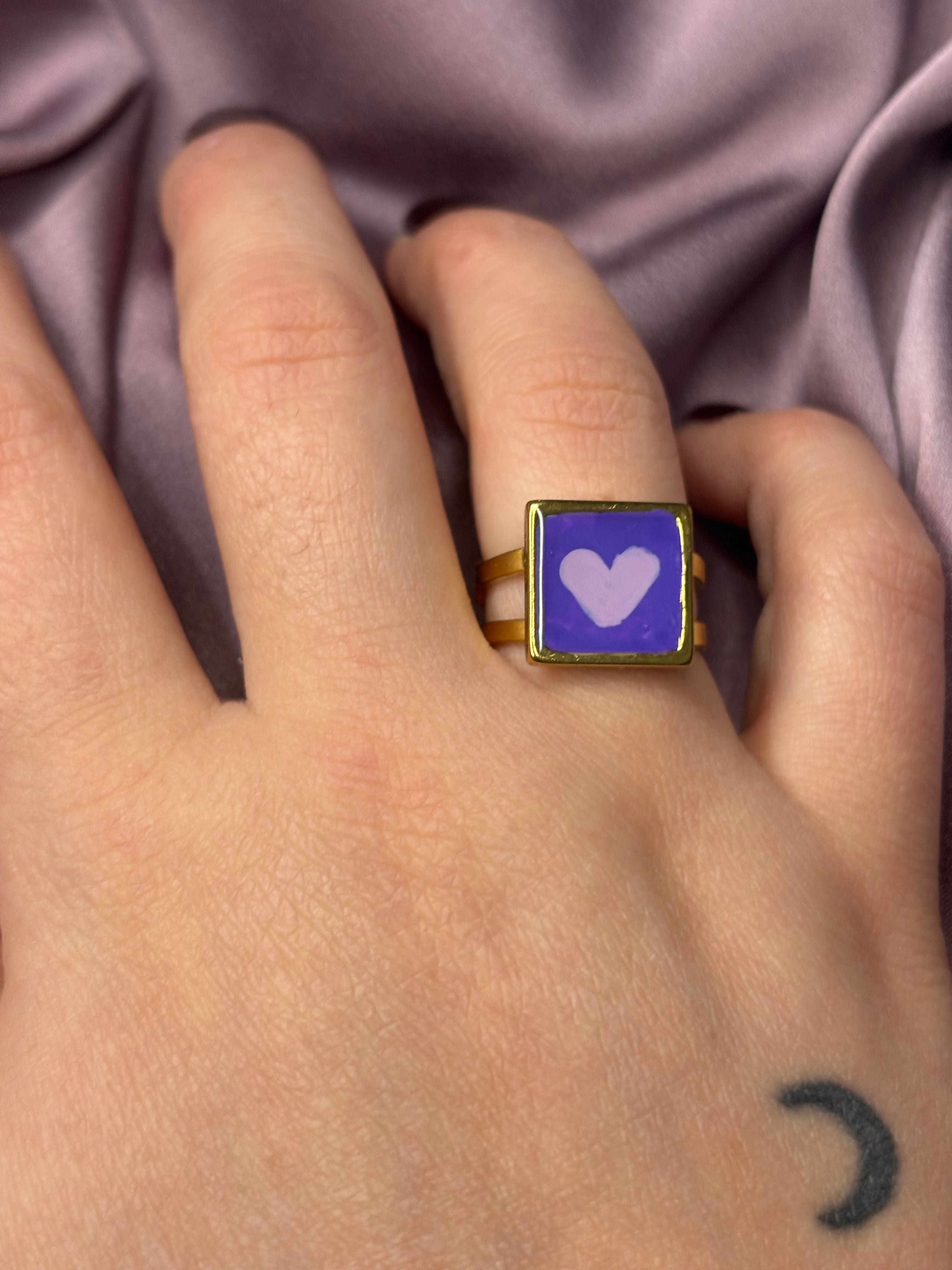 Anello quadrato viola