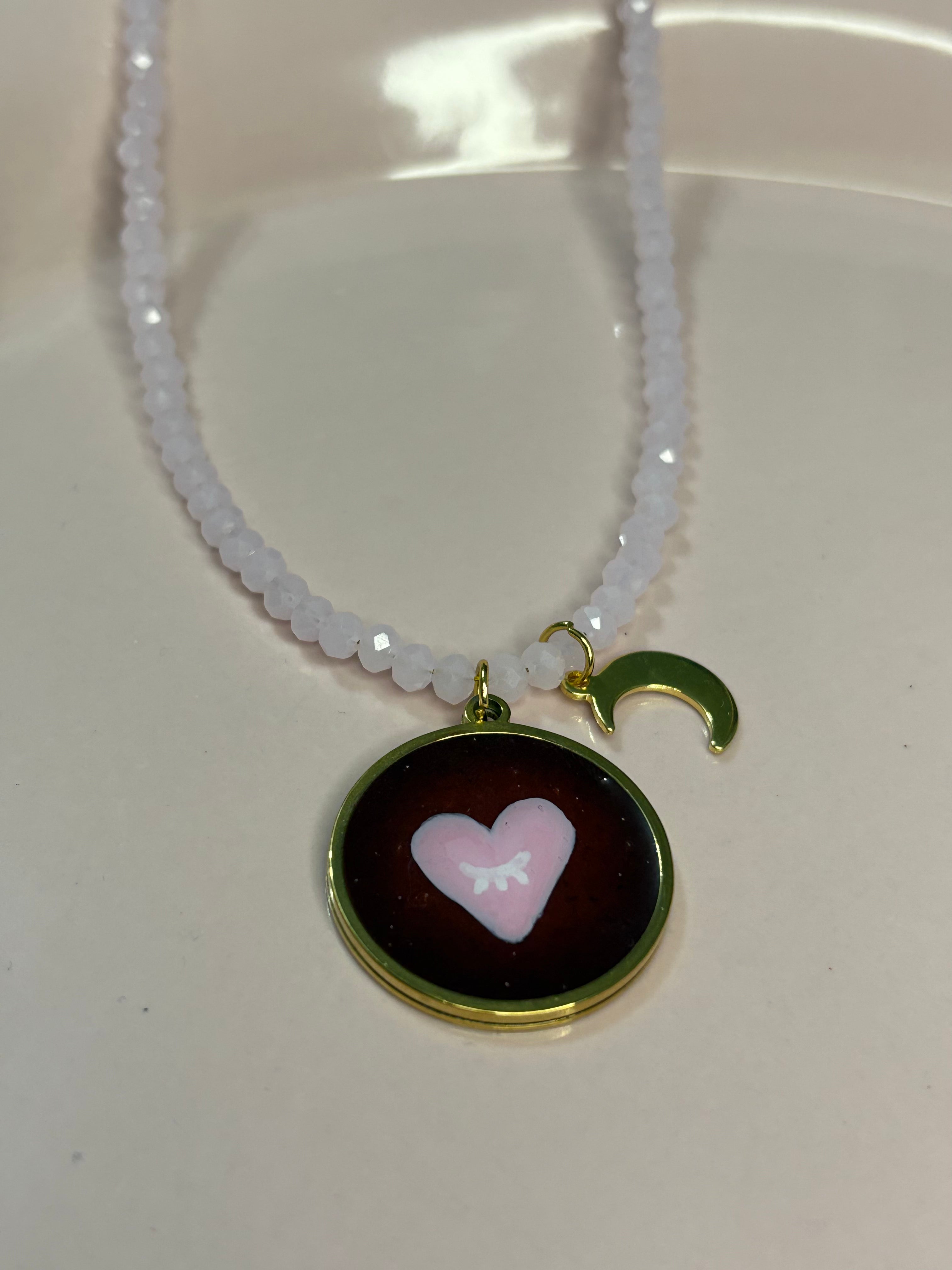 Collana media lunghezza cuore luna