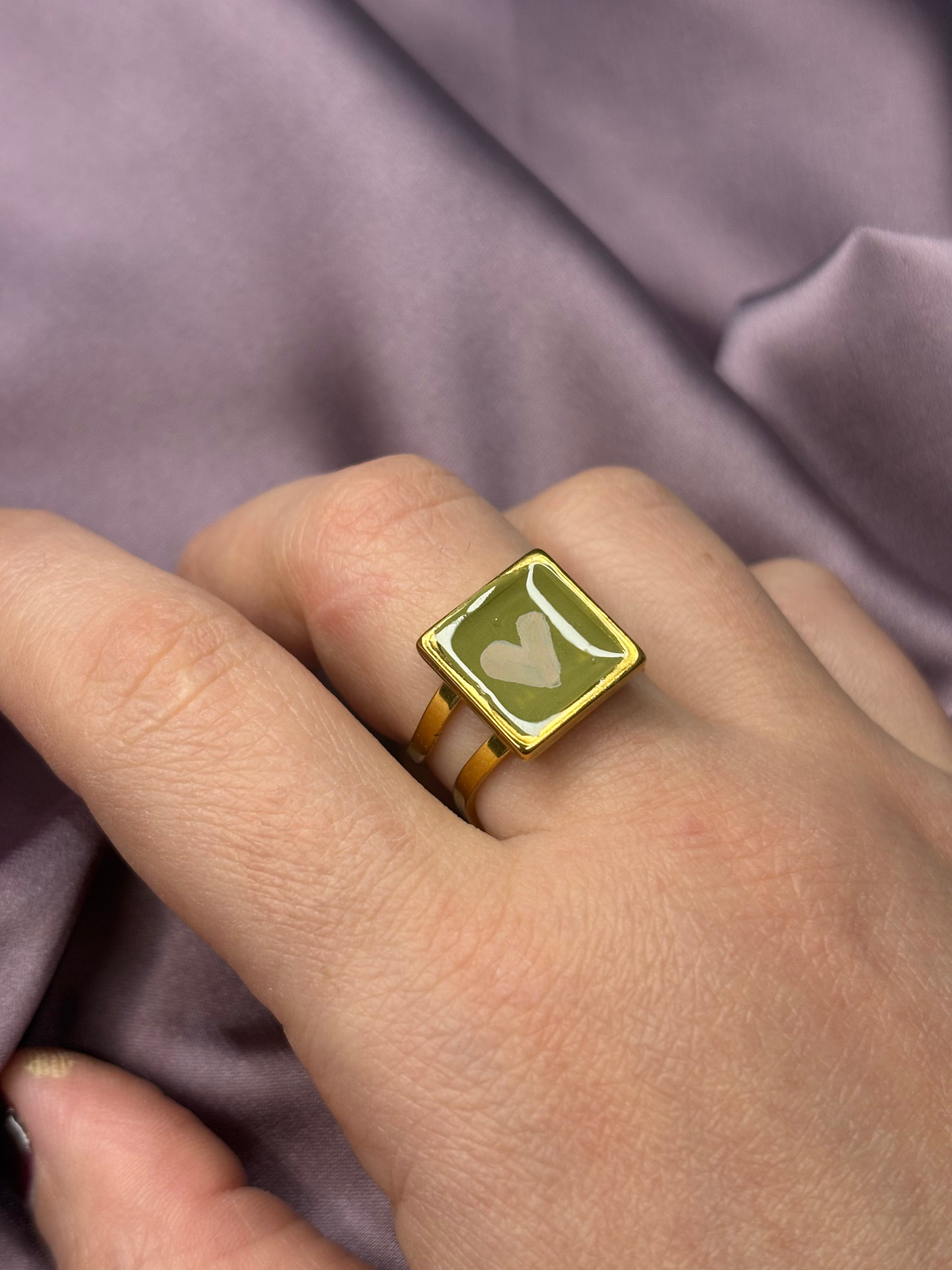 Anello quadrato oliva