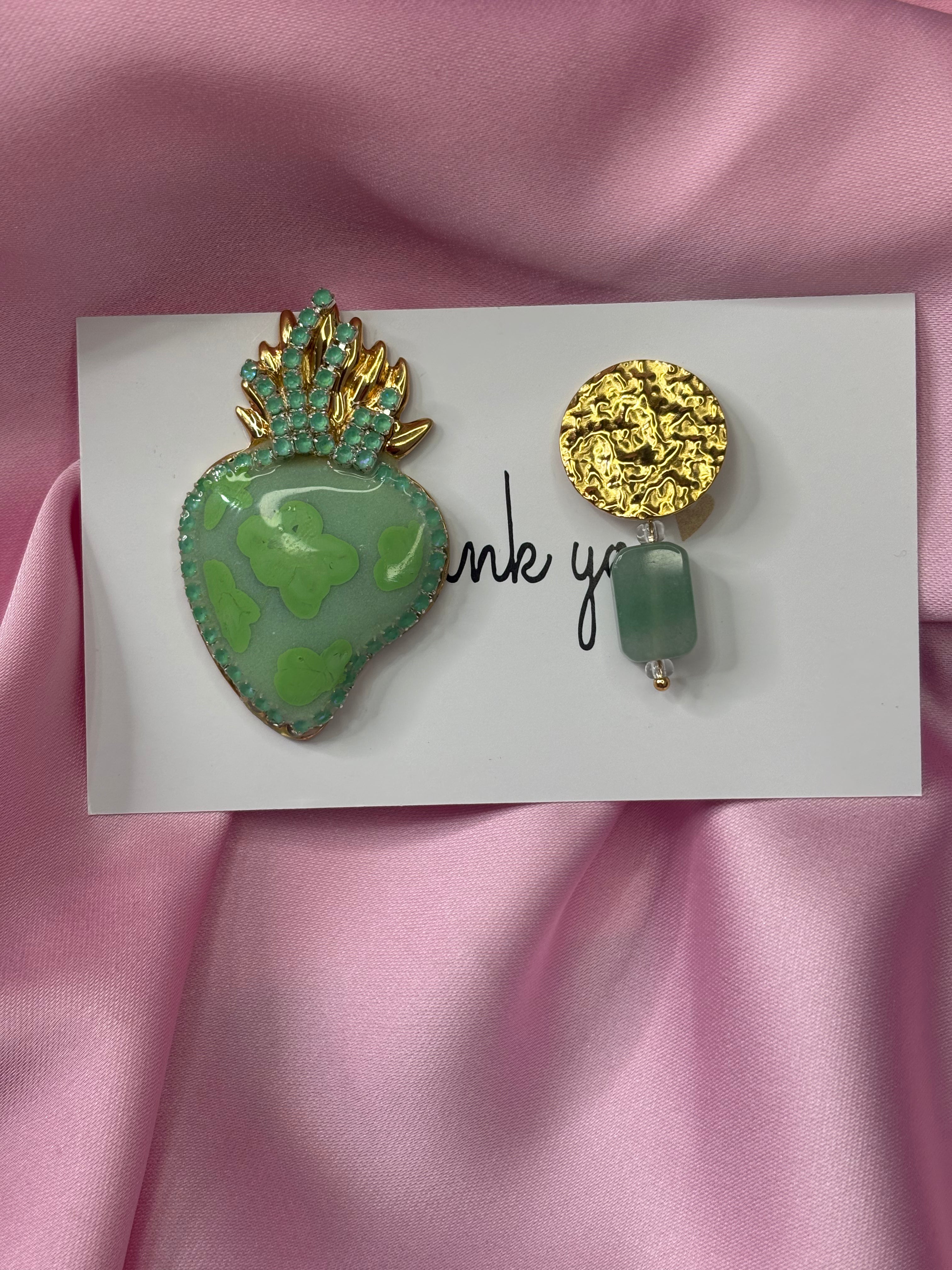 Cuore sacro strass verde