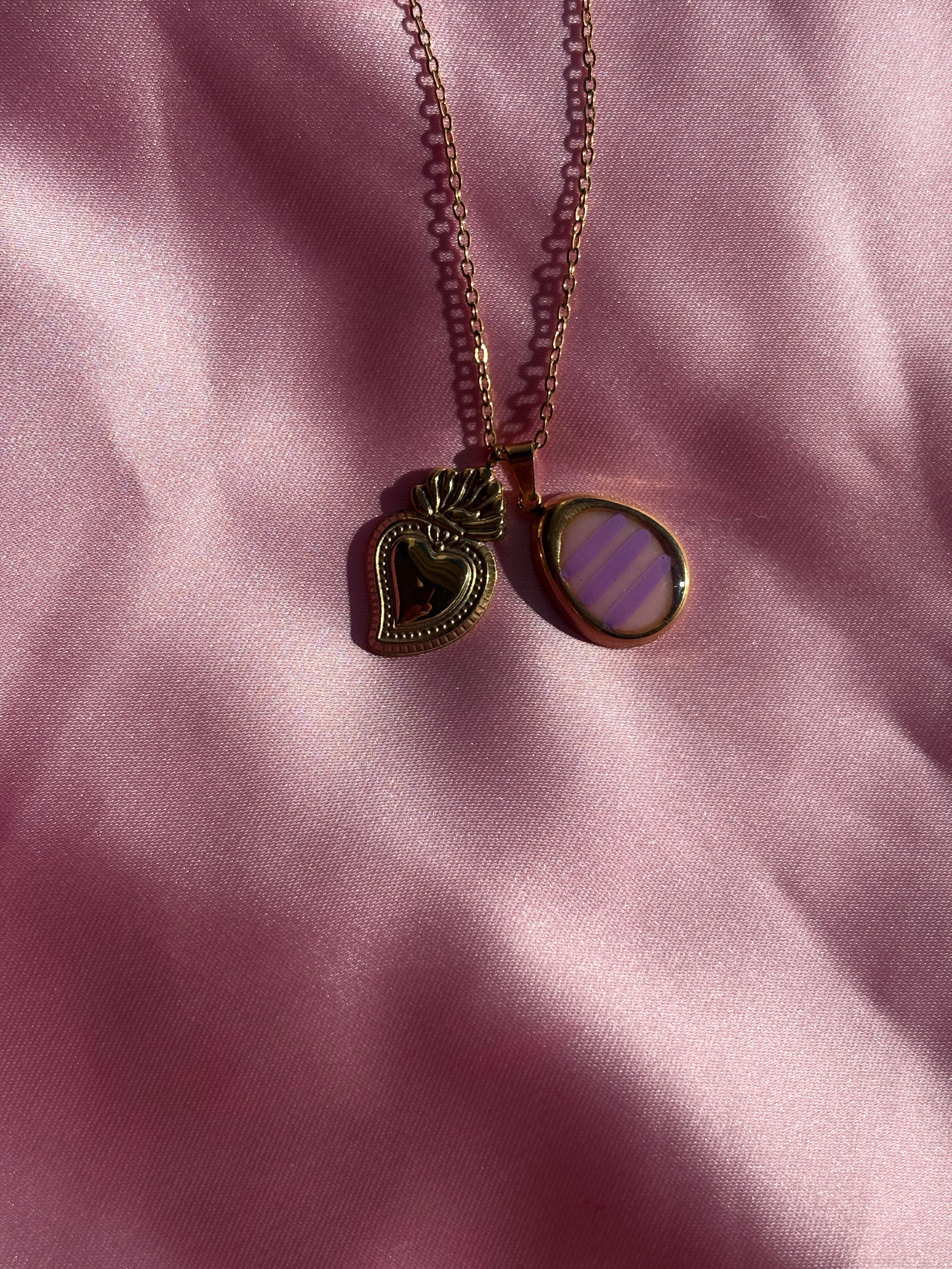 Cuore sacro rosa lilla