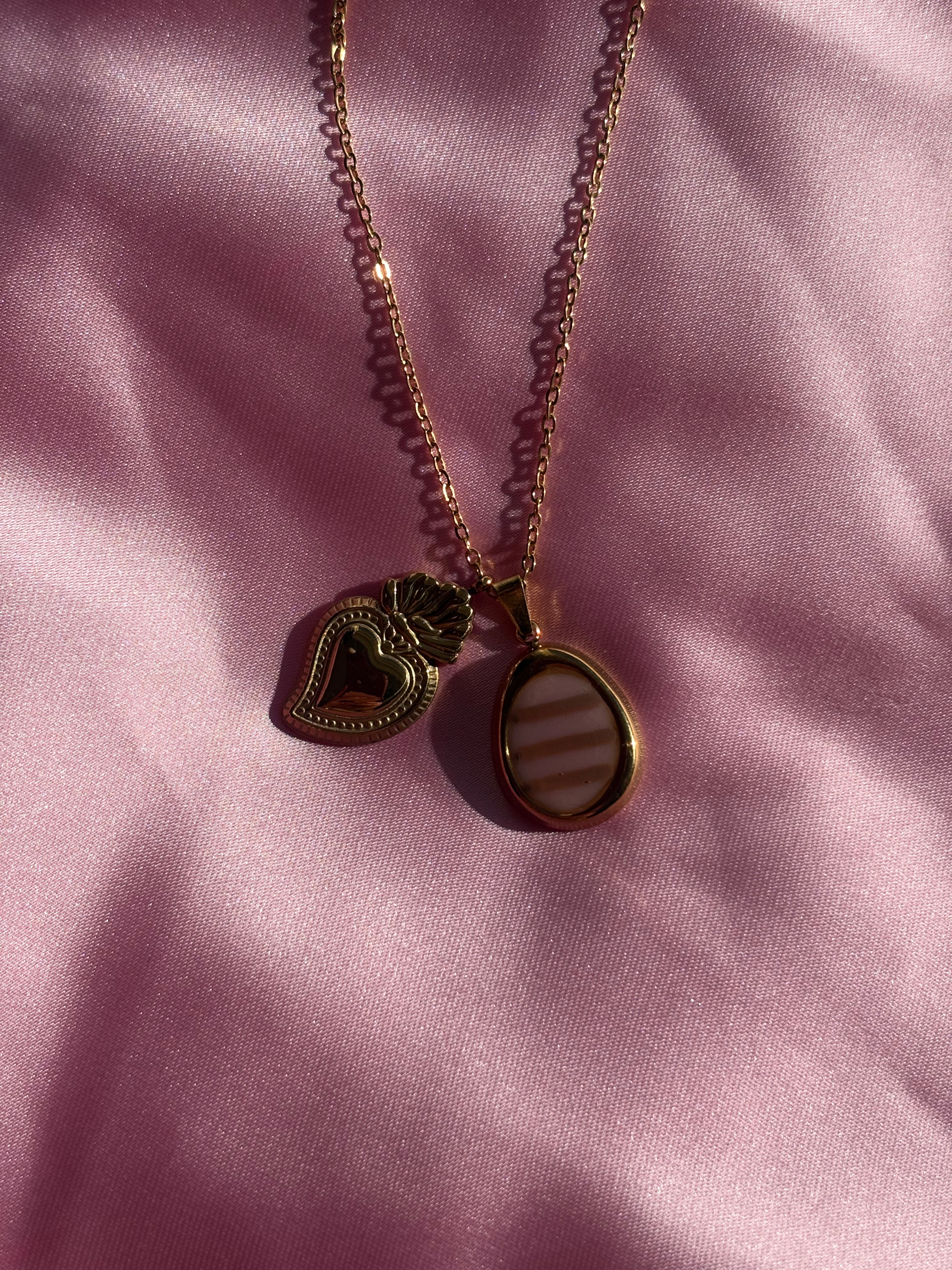 Cuore sacro rosa beige