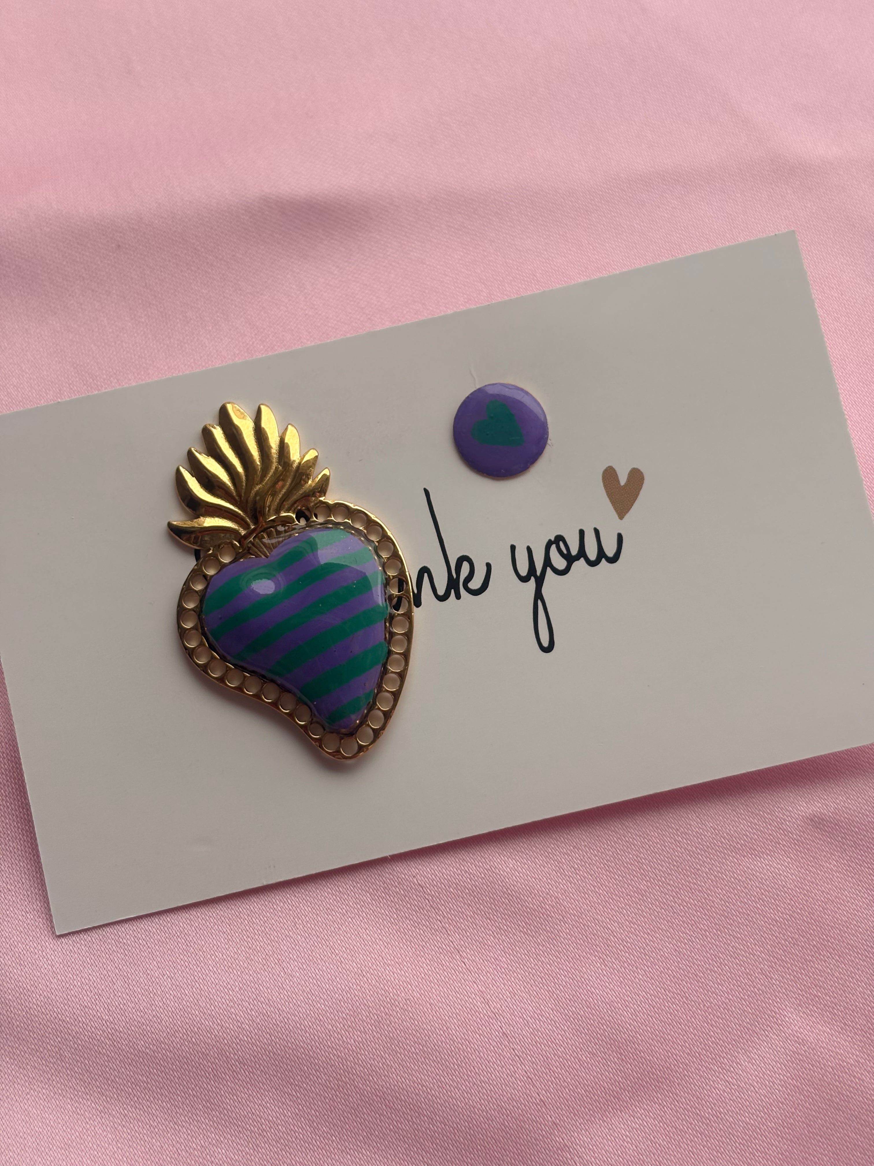 Cuore sacro righe viola verde