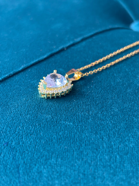 Collana media lunghezza cuore luminoso